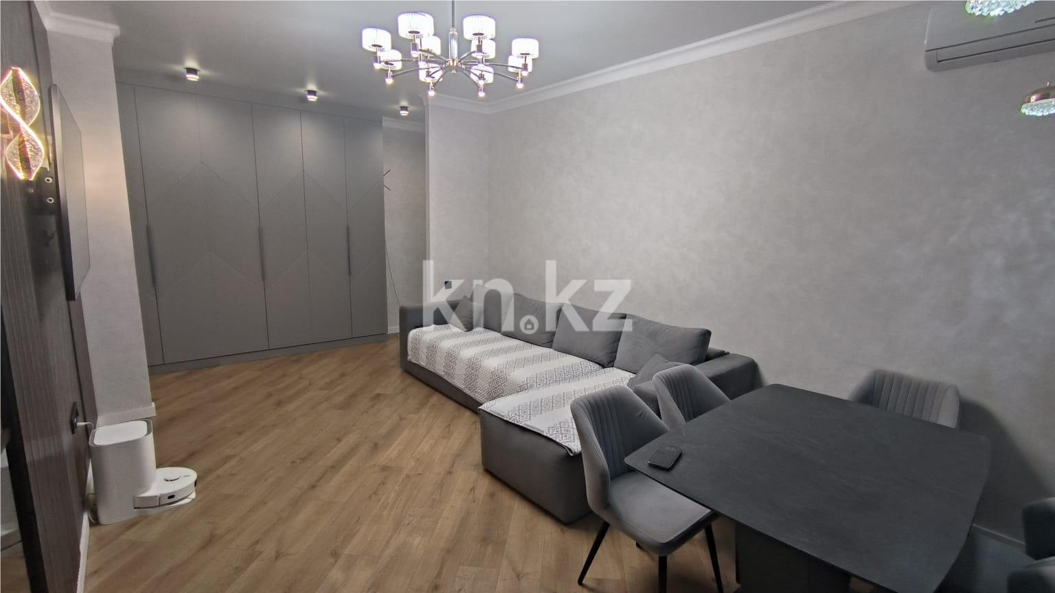 Продажа 3-комнатной квартиры, 86 м², 137 учетный квартал - Продажа  трехкомнатных квартир в Караганде с фото фото 2 из 23