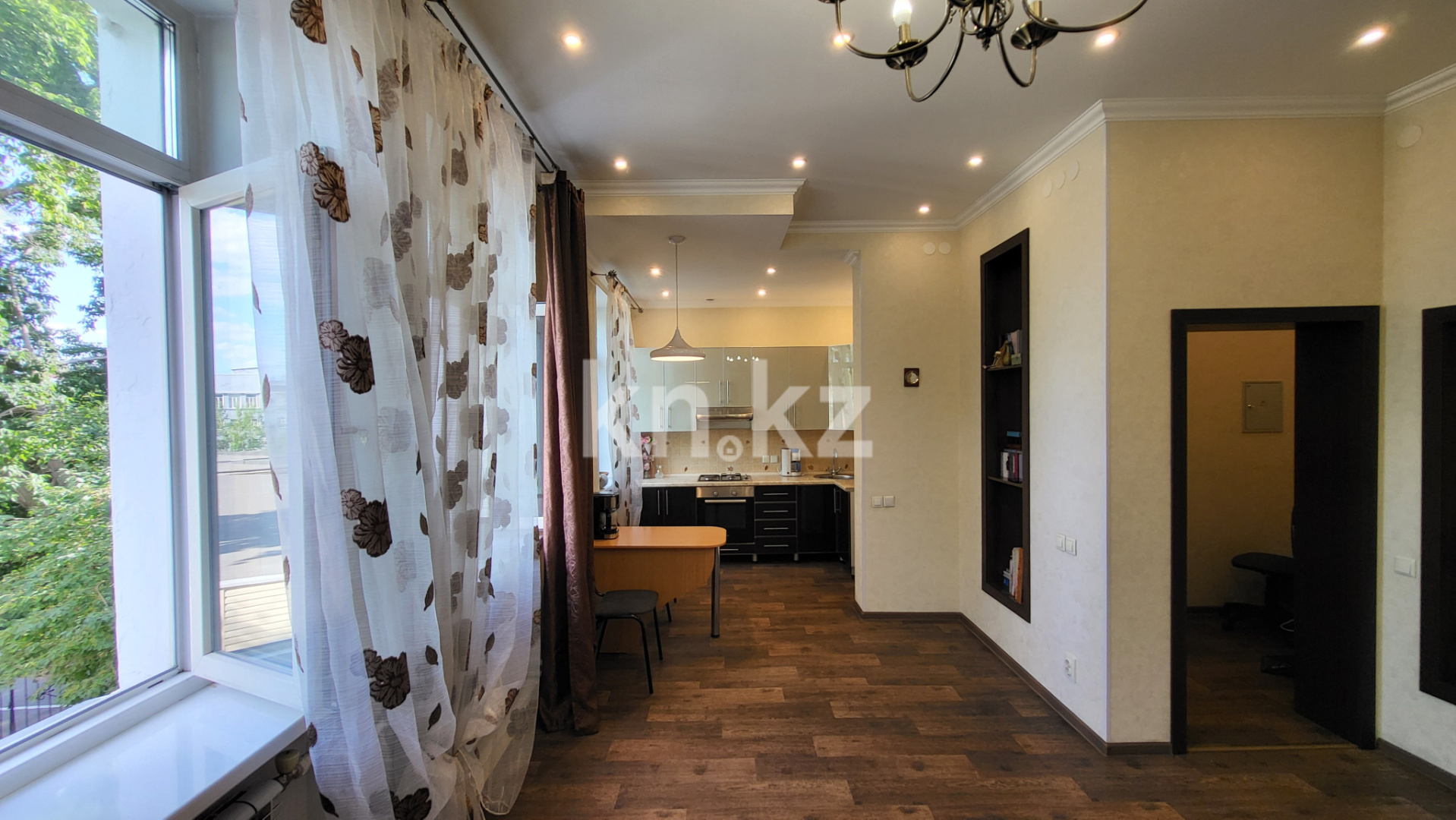 Продажа 1-комнатной квартиры, 41.3 м², ул. Абая, дом  7 - Продажа  однокомнатных квартир в Караганде фото 29 из 40