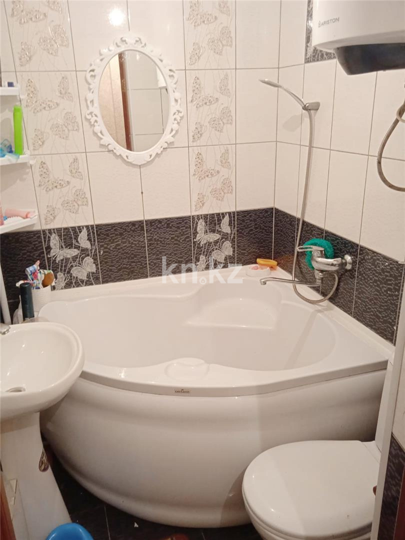 Продажа 3-комнатной квартиры, 54 м², ул. Кузембаева в Караганде - фото 14