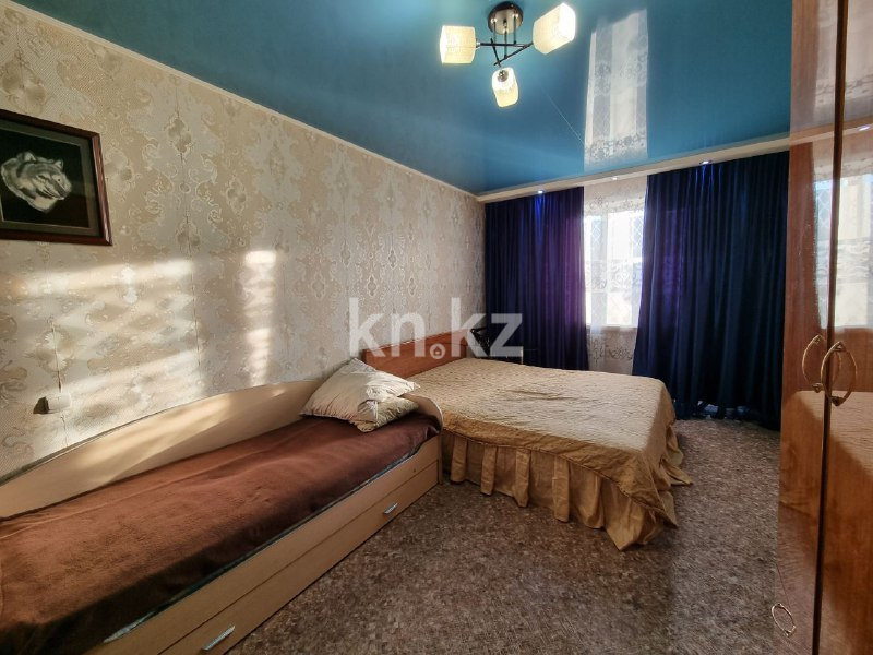 Аренда 1-комнатной квартиры, 31 м², ул. Дюсембекова, дом  43 - Аренда квартир помесячно в Караганде фото 1 из 10