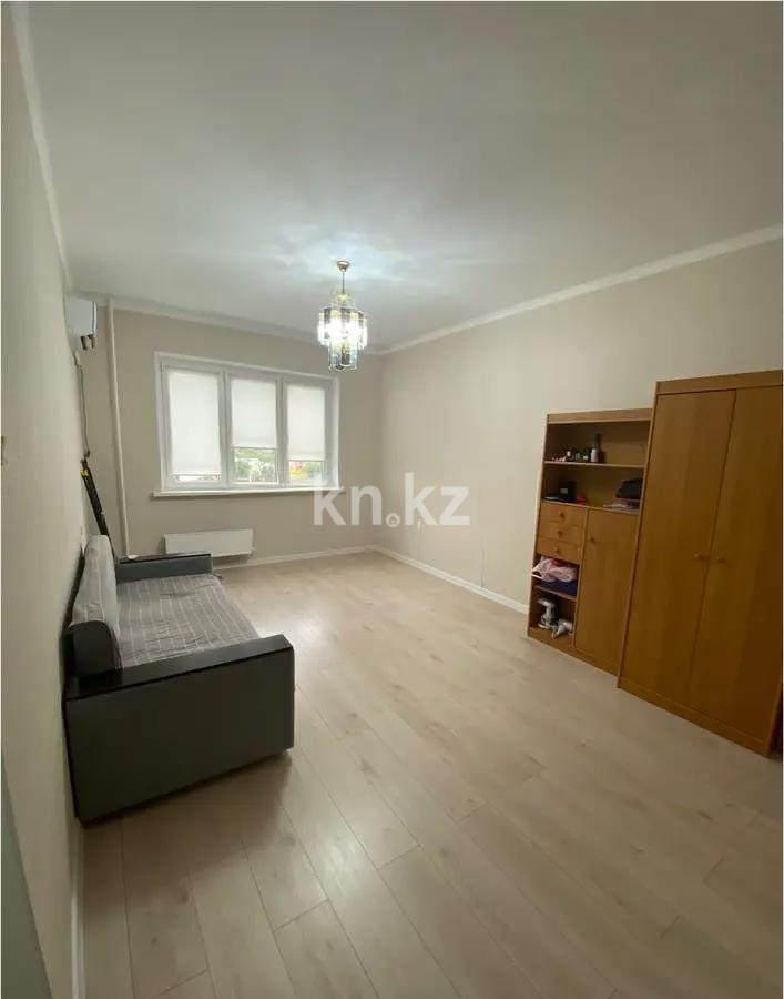Продажа 1-комнатной квартиры, 42 м², ул. Шевченко, дом  167 - Продажа квартир в Алматы фото 1 из 4