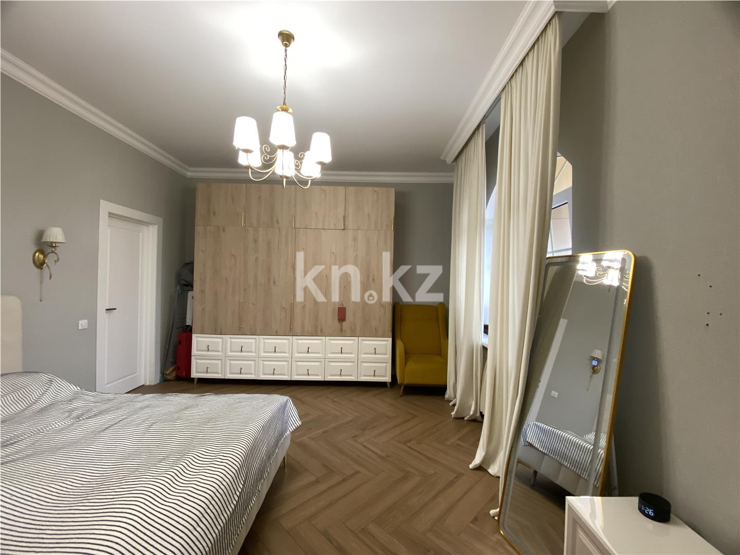 Продажа 4-комнатной квартиры, 132 м², ул. Шарля де Голля - Продажа квартир в Казахстане фото 12 из 27