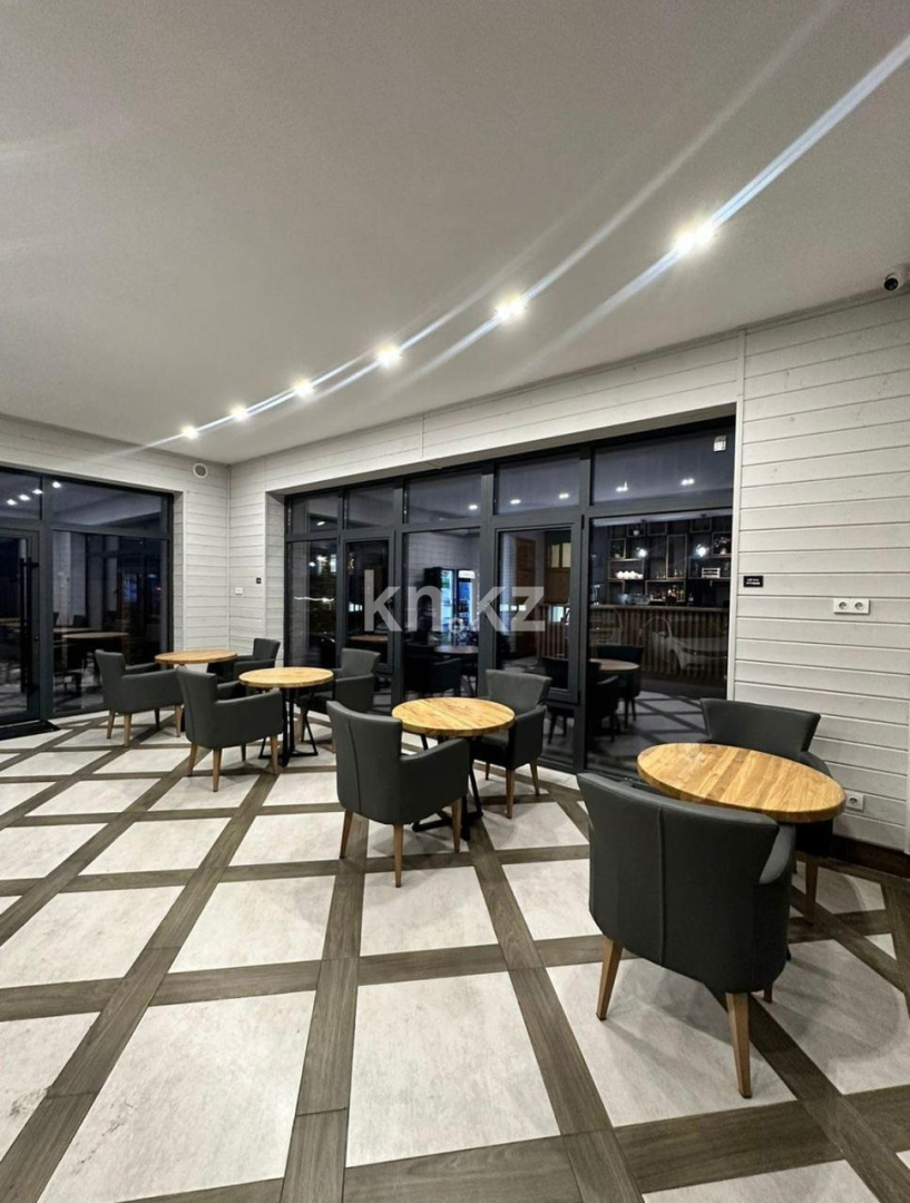 Продажа , 450 м², ул. Тауке хана - Продажа зданий в Алматы фото 9 из 14