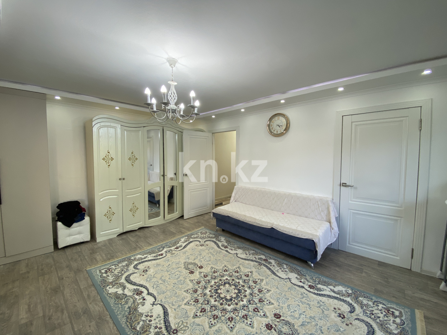 Продажа 3-комнатной квартиры, 45 м² - Продажа трехкомнатных квартир в Городе Караганды - страница 2 фото 1 из 13