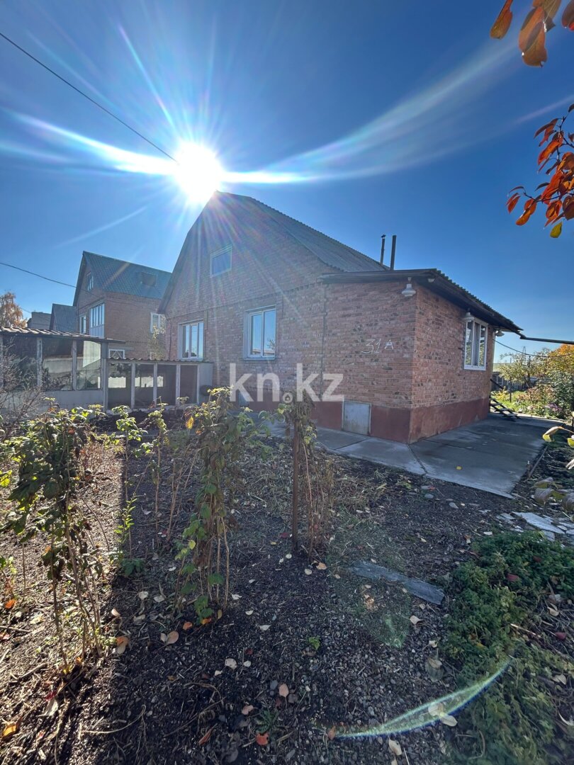 Продажа 3-комнатного дома, 134 м² в Усть-Каменогорске