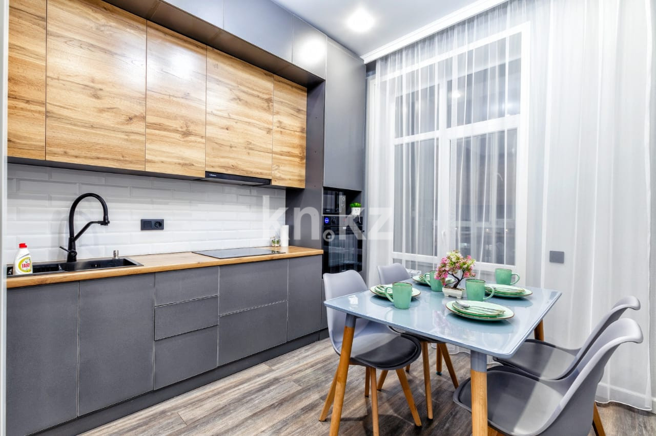 Аренда 1-комнатной квартиры посуточно, 40 м², пр. Туран, дом  46/6 - Аренда квартир посуточно в Астане без посредников фото 9 из 15