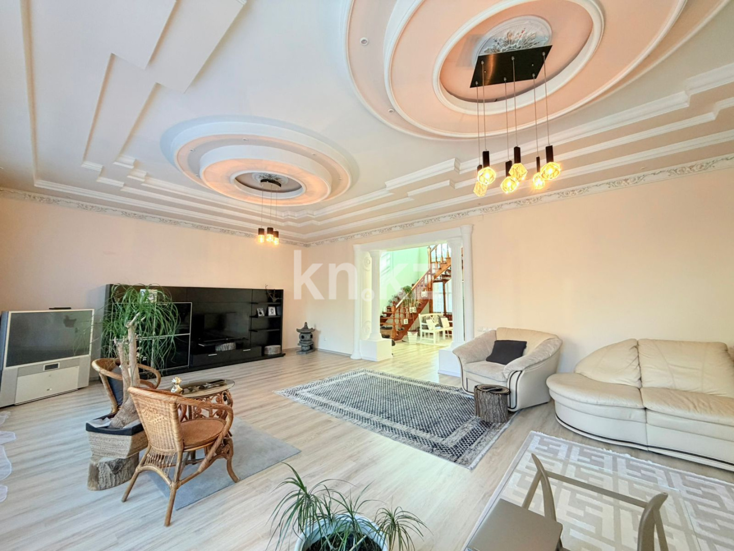 Продажа 5-комнатного дома, 280 м² - Недвижимость в Казахстане - страница 25 фото 3 из 19