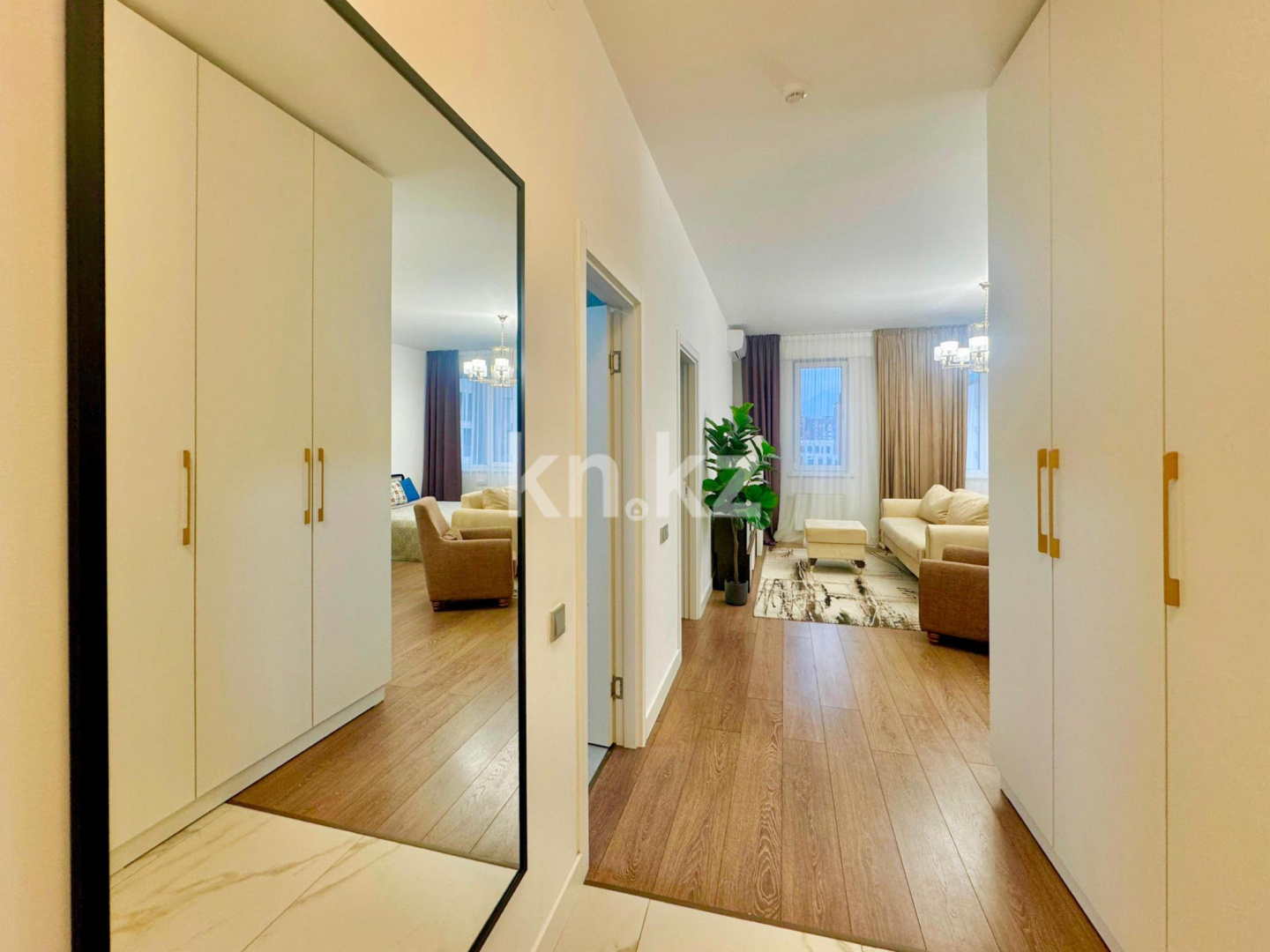 Аренда 2-комнатной квартиры посуточно, 56 м², Гагарина, дом  233 - Аренда  двухкомнатных квартир посуточно в Алматы фото 13 из 24