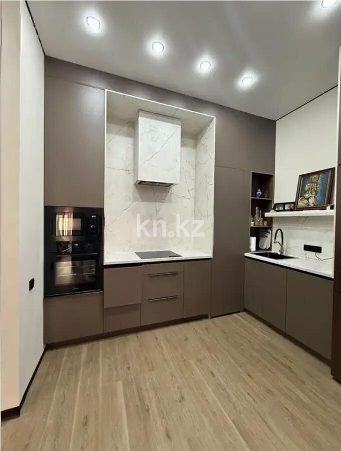 Продажа 2-комнатной квартиры, 73 м² в Алматы - фото 2