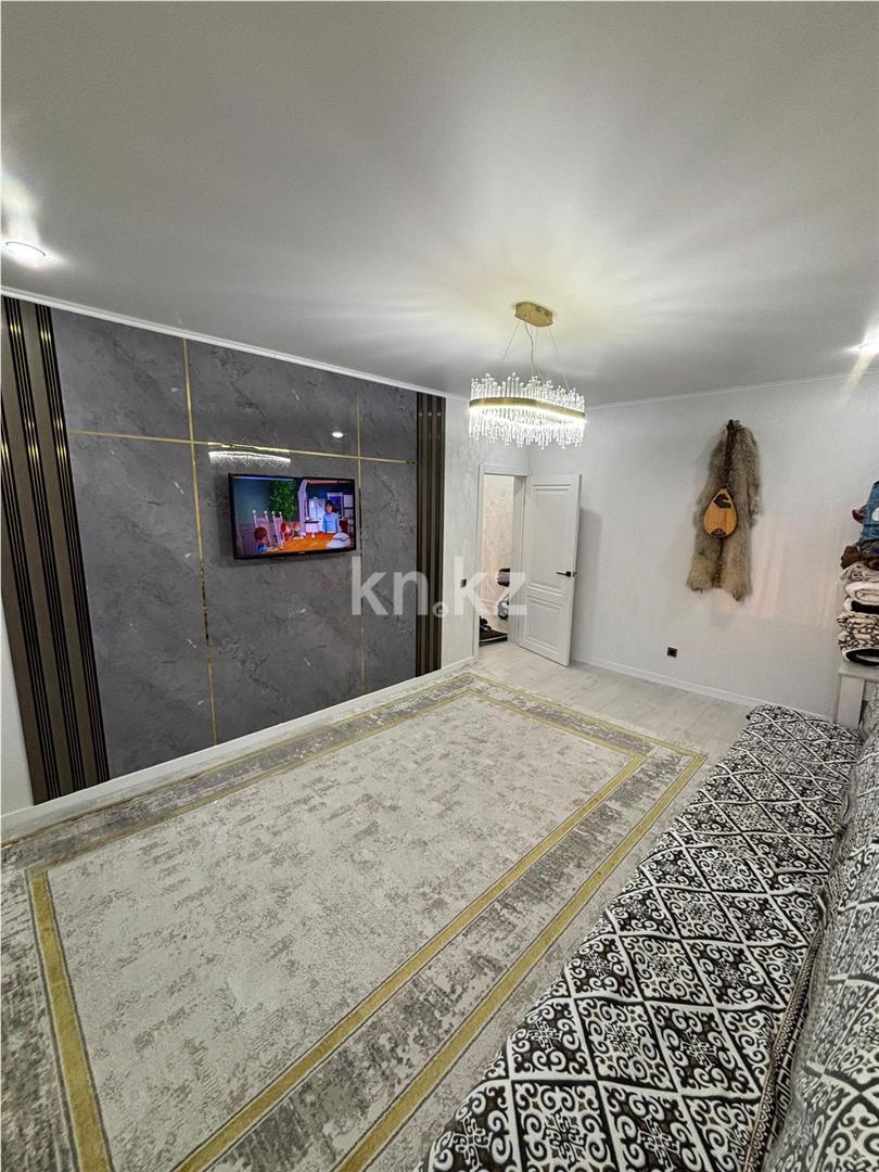 Продажа 3-комнатной квартиры, 82 м², ул. Сарыарка, дом  19 - Продажа квартир в Караганде фото 2 из 8