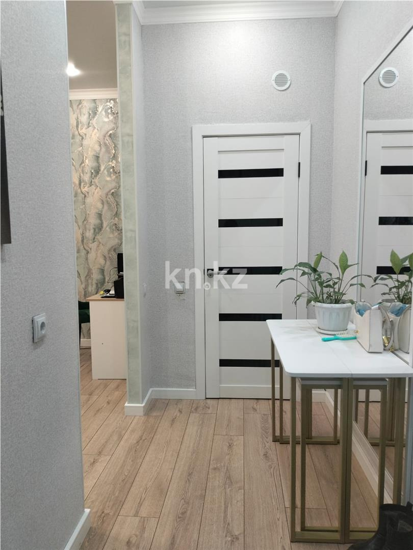 Продажа 2-комнатной квартиры, 60 м², ул. Асфендиярова в Астане - фото 10