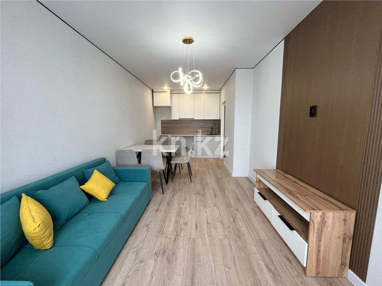 Продажа 1-комнатной квартиры, 43 м² - Аренда баз, складов и промышленной недвижимости в Усть-Каменогорске фото 1 из 10