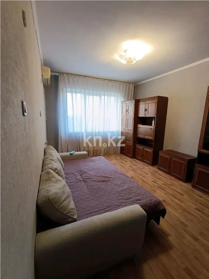 Продажа 1-комнатной квартиры, 36 м², ул. Толе би, дом  206 - Продажа квартир в Алматы фото 1 из 4