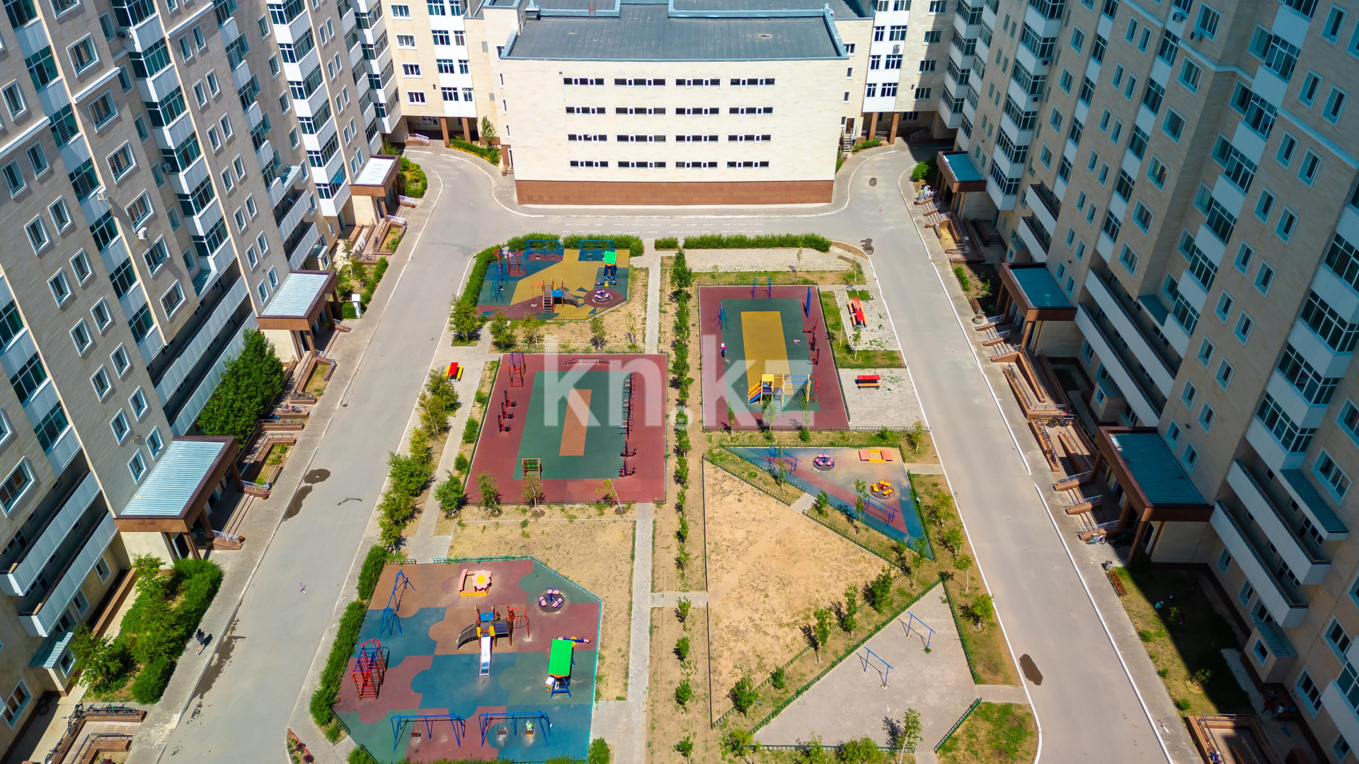 Продажа 2-комнатной квартиры, 79 м², пр. Туран, дом  56 в Астане - фото 14