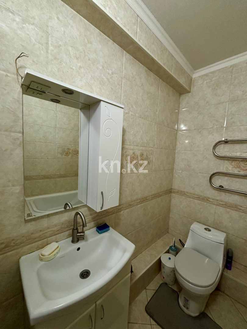 Продажа 2-комнатной квартиры, 68.5 м² в Алматы - фото 14