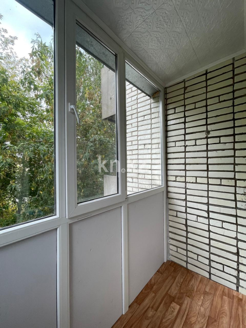 Продажа 1-комнатной квартиры, 37 м², ул. Крылова, дом  32 - Продажа квартир в Караганде фото 6 из 12