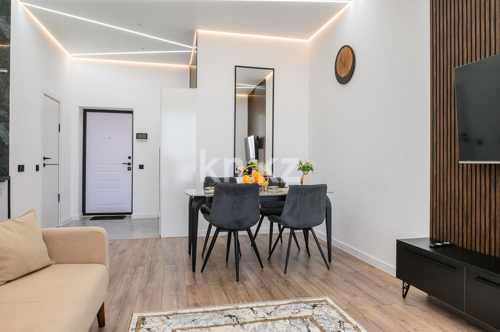 Аренда 2-комнатной квартиры посуточно, 52 м² - Аренда квартир посуточно в Бостандыкском р-не Алматы фото 4 из 8