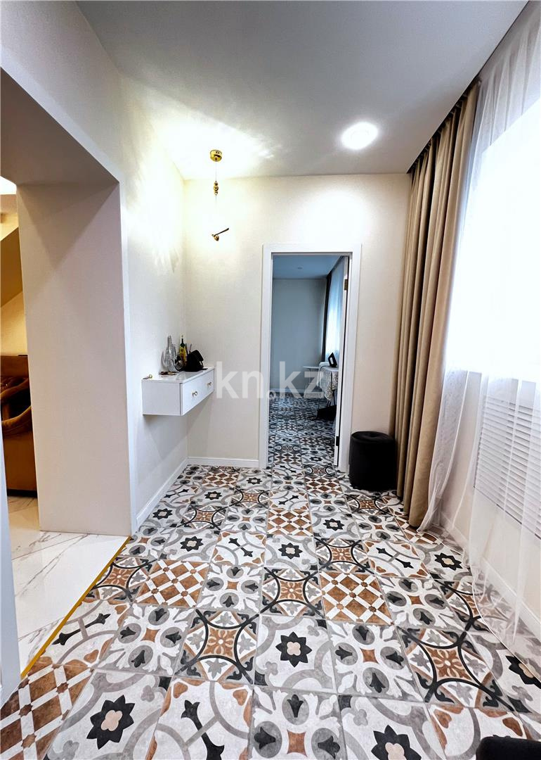 Продажа 6-комнатного дома, 220 м² - Продажа домов, коттеджей в Караганде фото 2 из 34