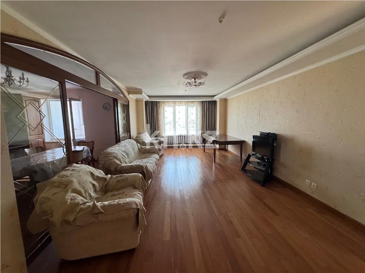 Продажа 3-комнатной квартиры, 139 м², пр. Кабанбай батыра, дом  11 в Астане