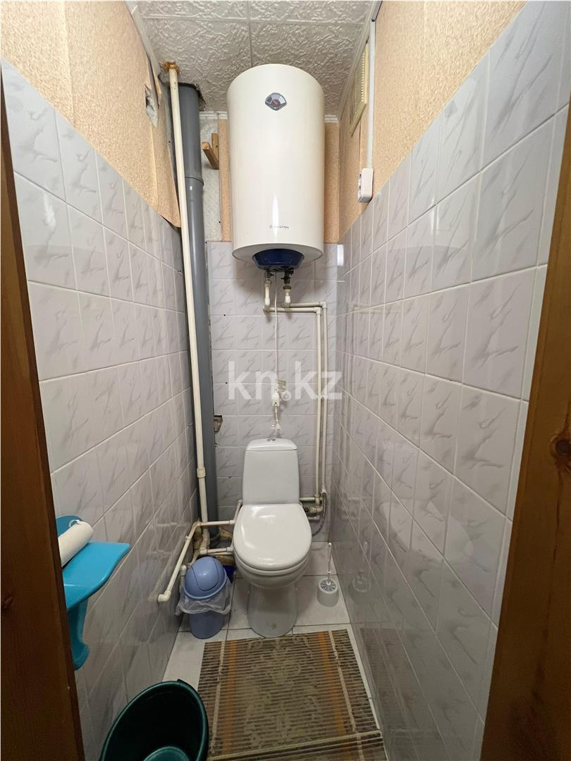 Продажа 3-комнатной квартиры, 63 м², ул. Гоголя, дом  51/3 в Караганде - фото 10