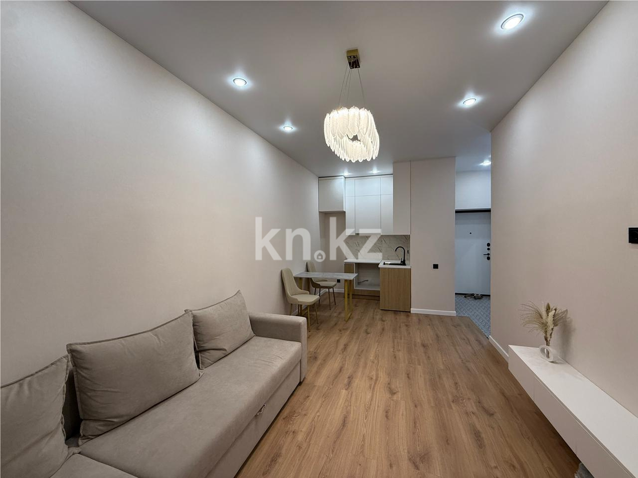 Продажа 2-комнатной квартиры, 39 м² - Продажа квартир в р-не Нура Астаны - страница 19 фото 2 из 8