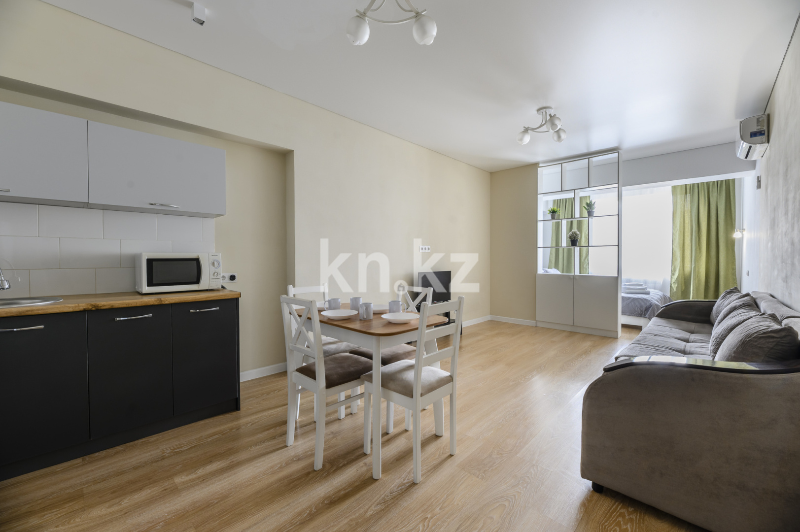 Аренда 1-комнатной квартиры посуточно, 45 м² - Аренда однокомнатных квартир посуточно в Алматы фото 8 из 16