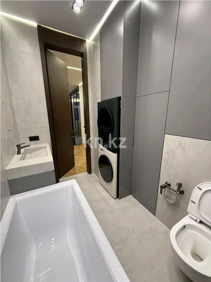 Продажа 4-комнатной квартиры, 130 м², пр. Строителей, дом  28/5 блок А - Продажа  четырехкомнатных квартир в Караганде фото 3 из 6