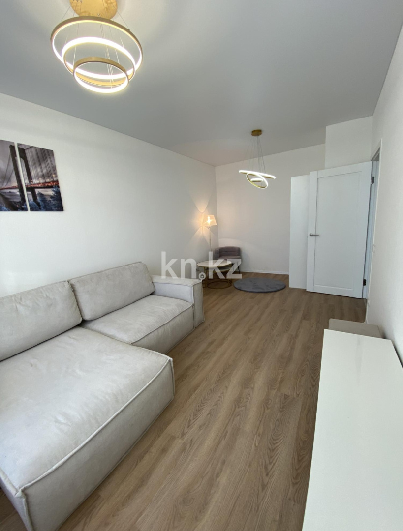 Аренда 1-комнатной квартиры, 35 м², мкр-н Алмагуль, дом  27 - ул. Жарокова - Аренда квартир помесячно в Алматы с фото фото 1 из 3
