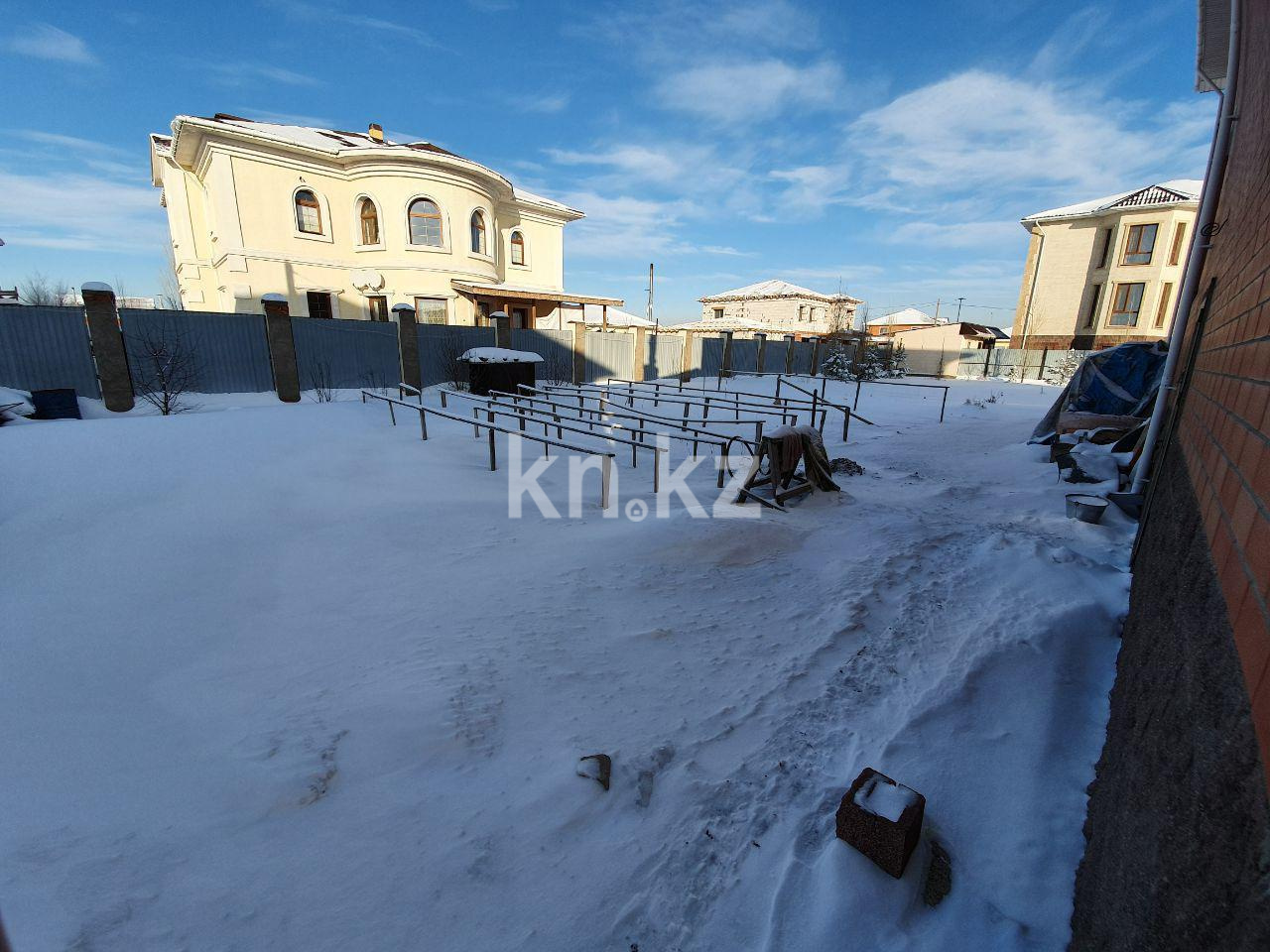 Продажа 6-комнатного дома, 370 м², ул. Аккемер, дом  28/2 - Продажа домов, коттеджей в Астане с фото фото 6 из 19