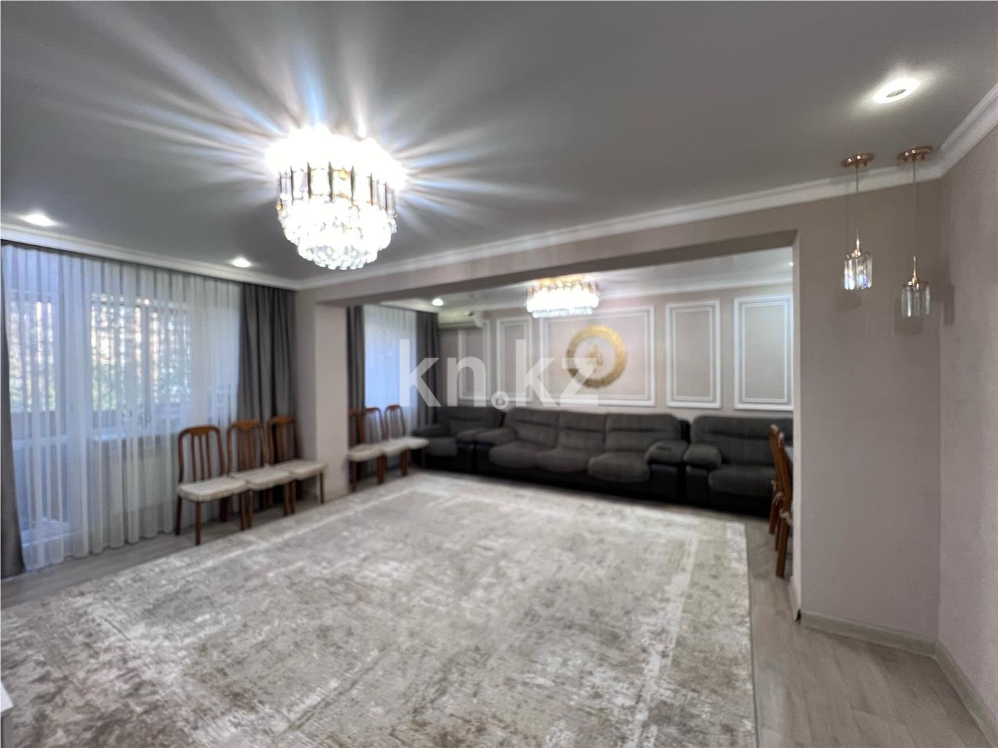 Продажа 3-комнатной квартиры, 85 м², ул. Дюсембекова, дом  35 в Караганде - фото 2