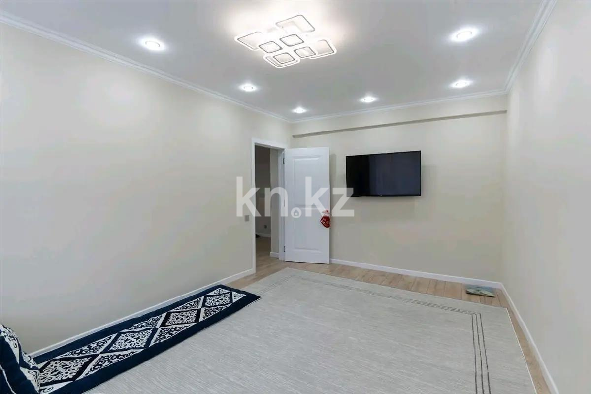 Продажа 3-комнатной квартиры, 72.8 м², ул. Байкадамова, дом  10 - Продажа квартир в Алматы фото 1 из 6