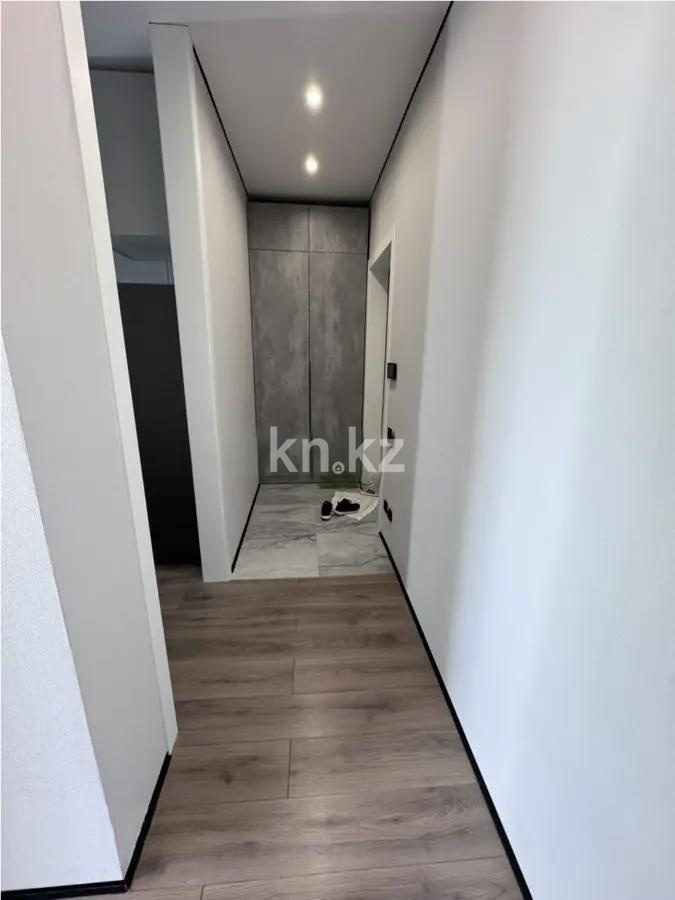 Продажа 1-комнатной квартиры, 43 м², ул. Толе би, дом  27 в Астане - фото 5
