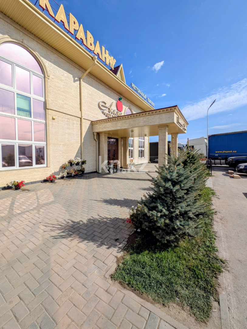 Продажа , 1286.4 м², тинский район. с  Жана Омир      ул Гагарина, дом  34 - Продажа жилой и коммерческой недвижимости в Уральске фото 2 из 31