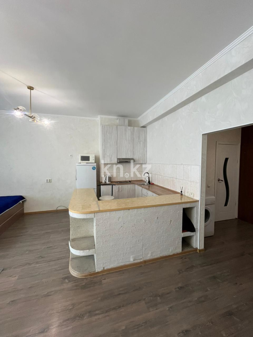 Продажа 1-комнатной квартиры, 60 м² - Продажа офисных и торговых помещений в Карагандинской области фото 3 из 10