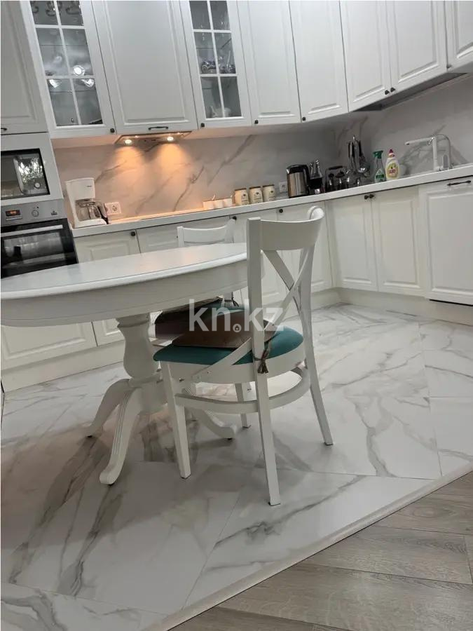 Продажа 2-комнатной квартиры, 78 м², пр. Аль-Фараби, дом  8 в Астане - фото 3