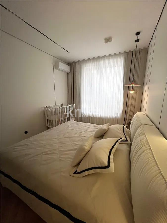 Продажа 4-комнатной квартиры, 145 м², ул. Жарокова, дом  218 - Продажа  четырехкомнатных квартир в новостройках Алматы без посредников фото 2 из 10