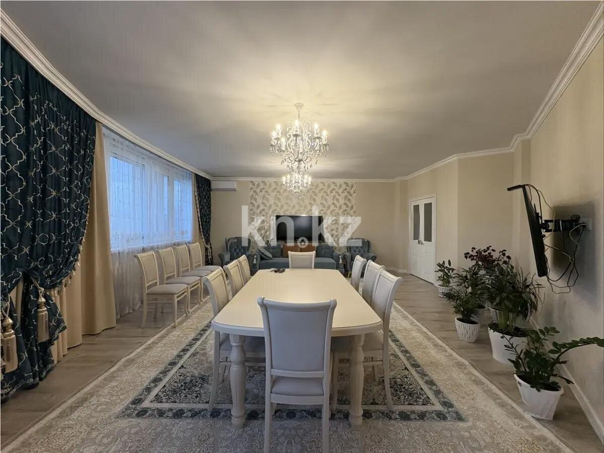 Продажа 4-комнатной квартиры, 145 м² в Астане