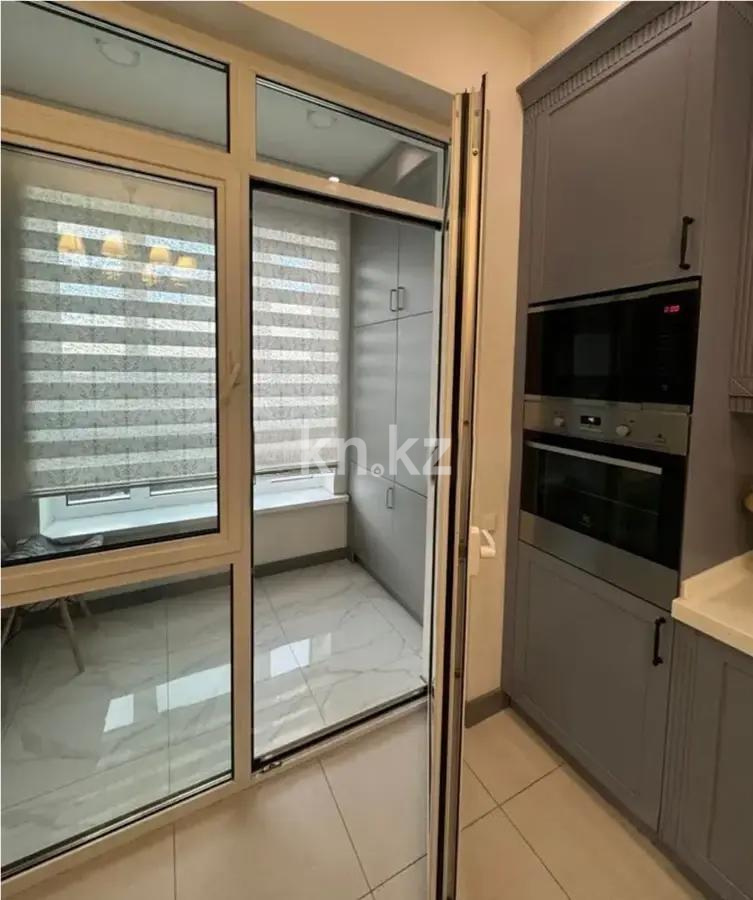 Продажа 3-комнатной квартиры, 130 м², пр. Сейфуллина, дом  574/1 - Продажа квартир в Алматы фото 1 из 4