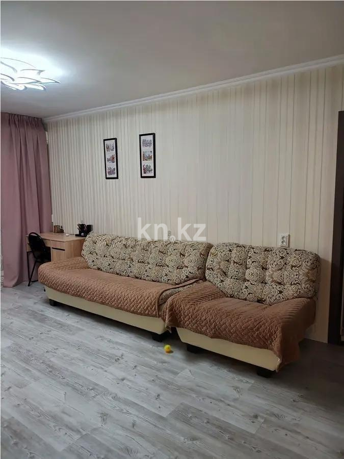 Продажа 3-комнатной квартиры, 58 м², ул. Желтоксан, дом  26 - Продажа  трехкомнатных квартир в Астане без посредников с фото фото 1 из 7