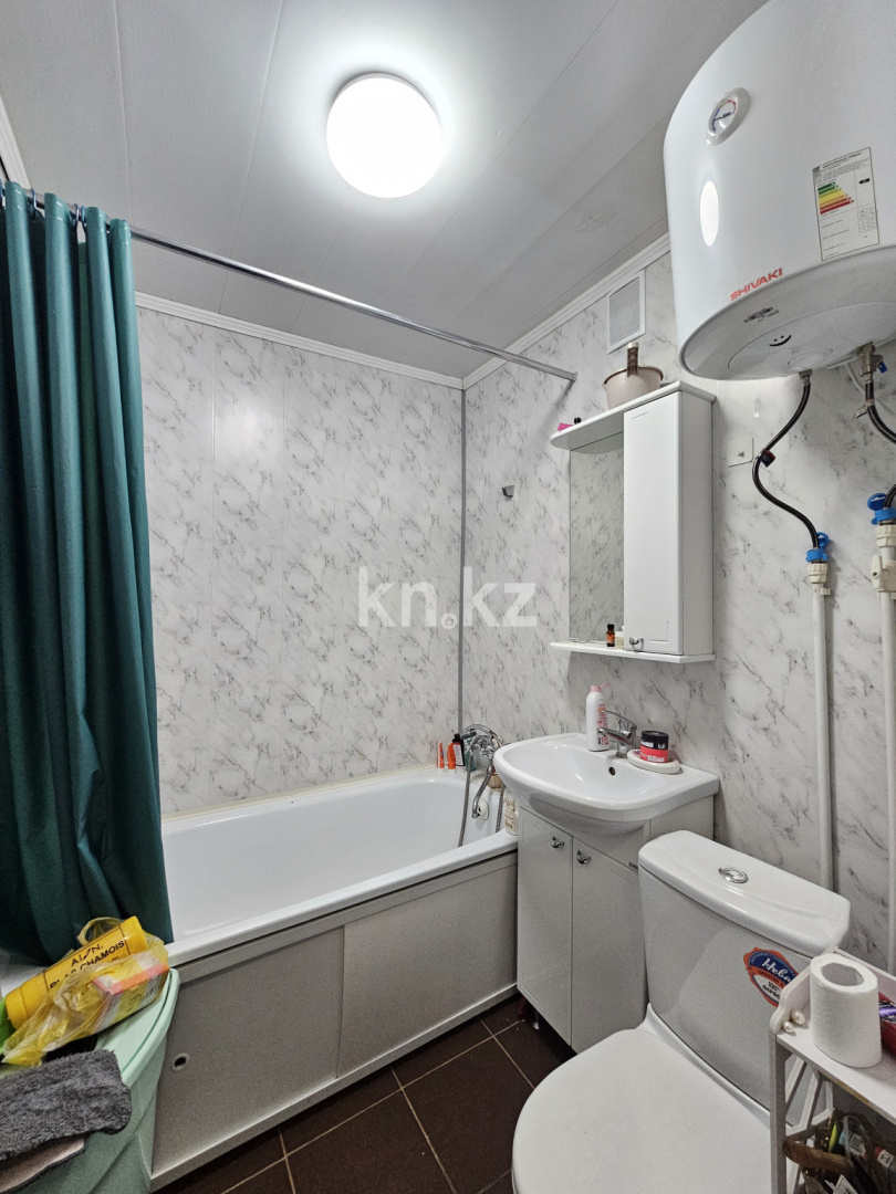 Продажа 2-комнатной квартиры, 43 м², ул. Зелинского, дом  24/3 в Караганде - фото 9