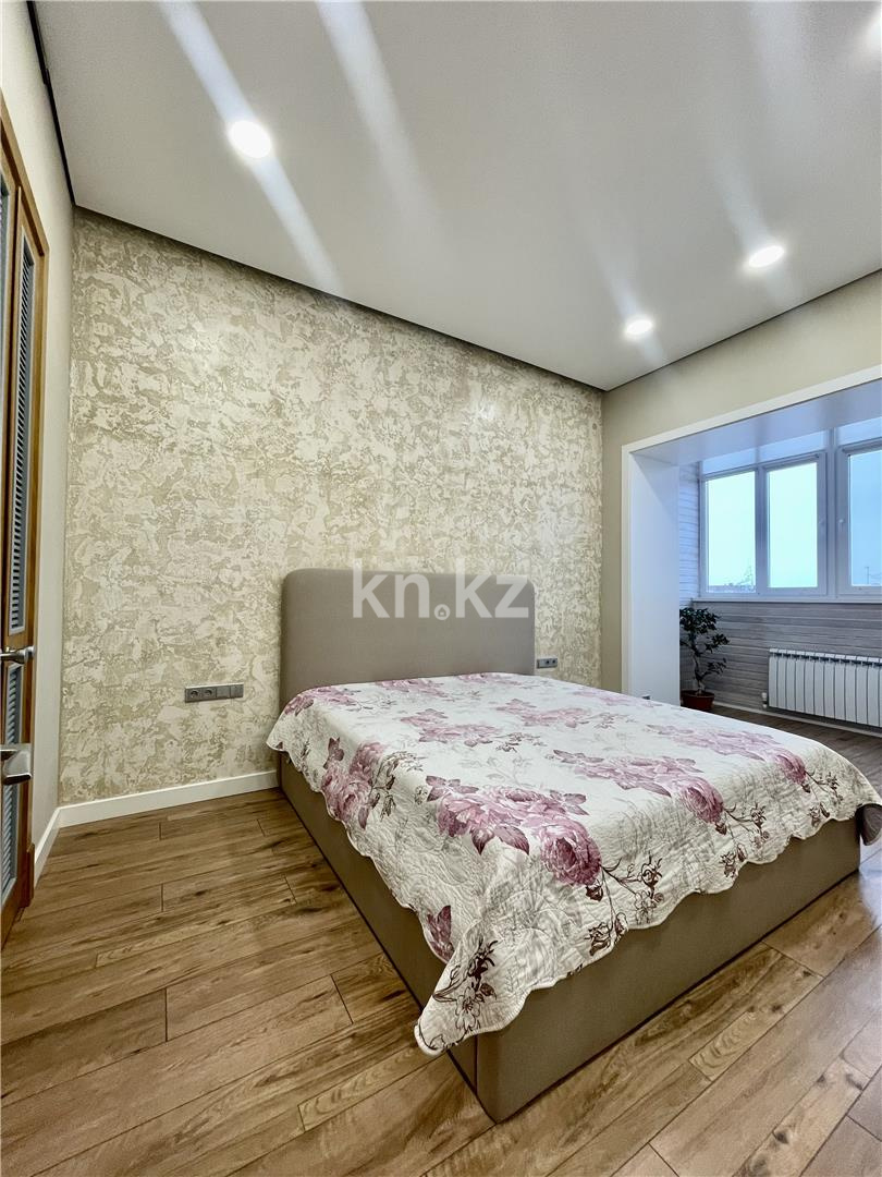 Продажа 3-комнатной квартиры, 82 м², мкр-н Гульдер-1, дом  1/4 - Продажа  трехкомнатных квартир в Караганде фото 10 из 32