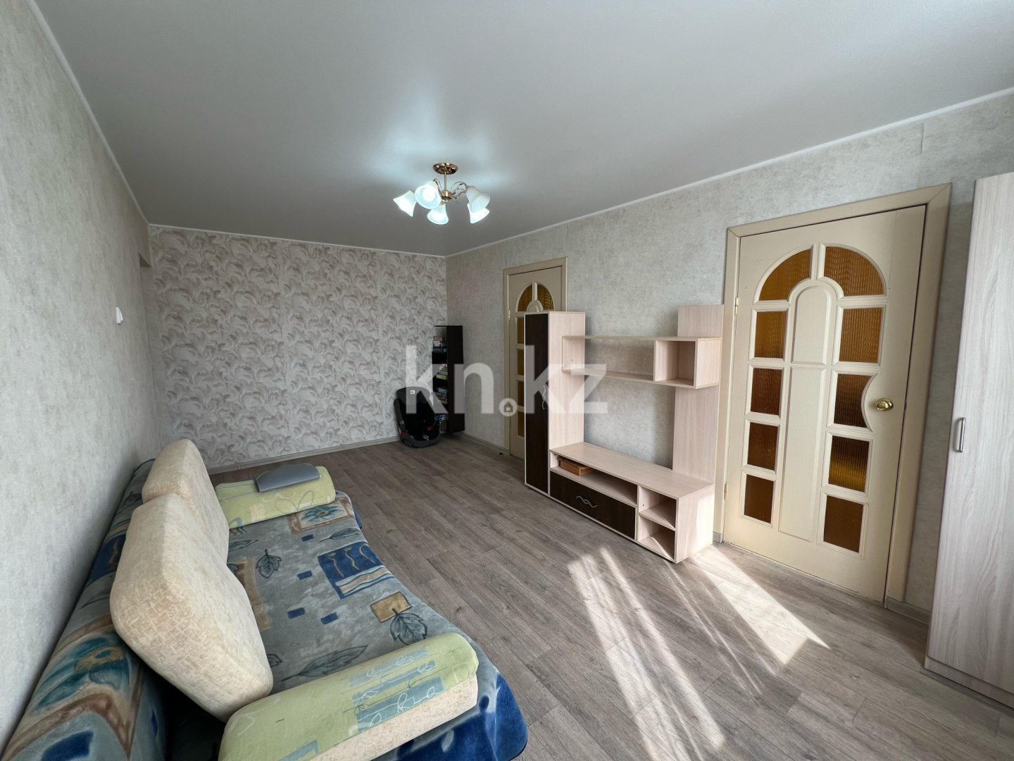Продажа 4-комнатной квартиры, 63 м², ул. Муканова, дом  4 - Продажа  четырехкомнатных квартир в Караганде с фото фото 1 из 12