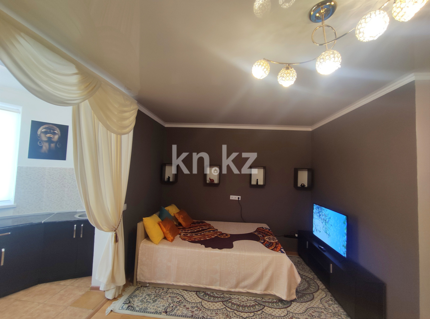 Аренда 1-комнатной квартиры посуточно, 38 м², ул. Розыбакиева, дом  289 - Аренда  однокомнатных квартир посуточно в Алматы без посредников фото 1 из 4