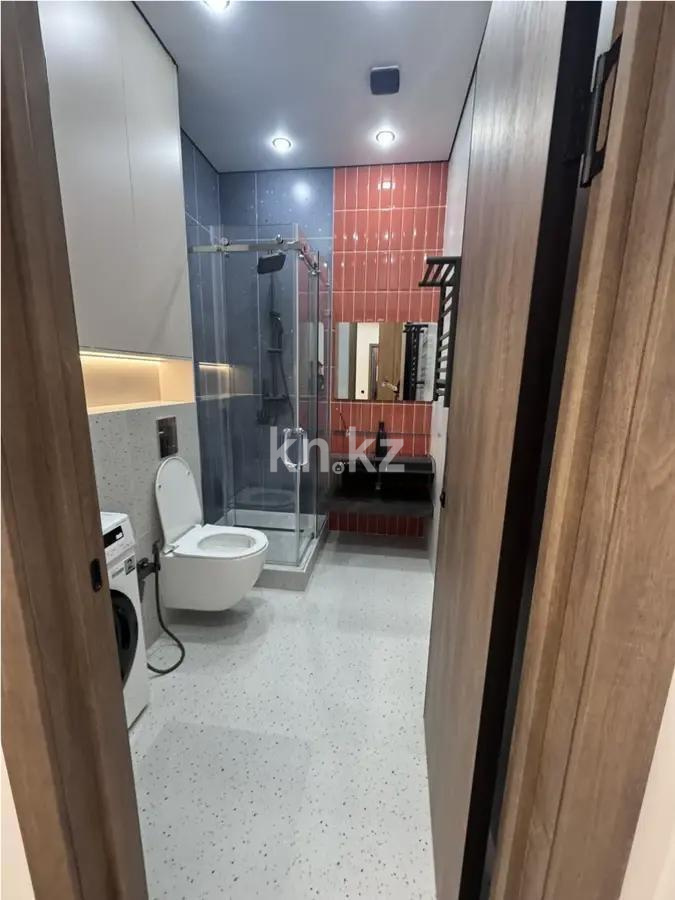 Продажа 3-комнатной квартиры, 59.8 м², пр. Абая, дом  118 в Алматы - фото 4