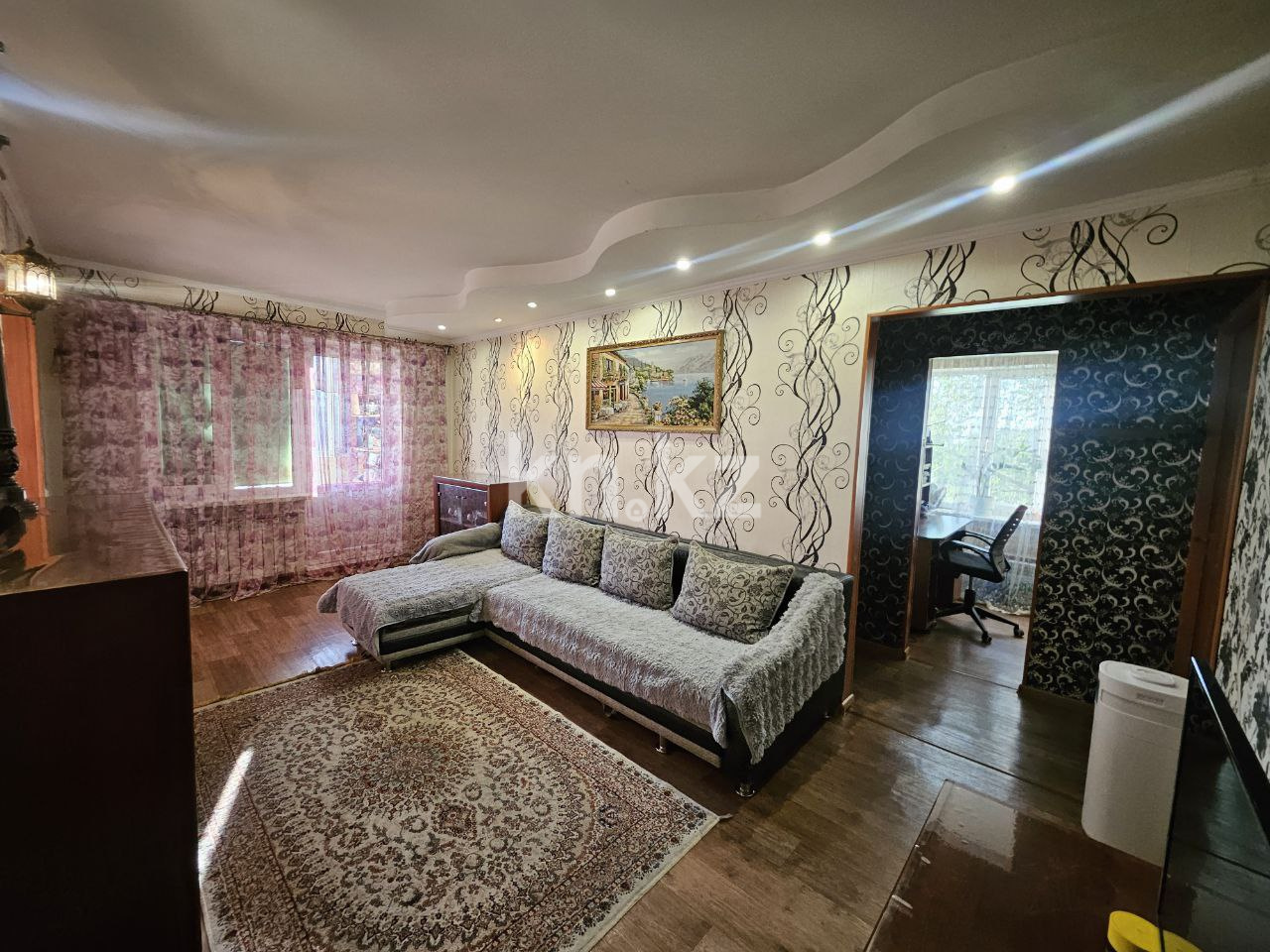 Продажа 3-комнатной квартиры, 65 м², ул. Солодовникова - Продажа квартир в Алматы фото 1 из 16