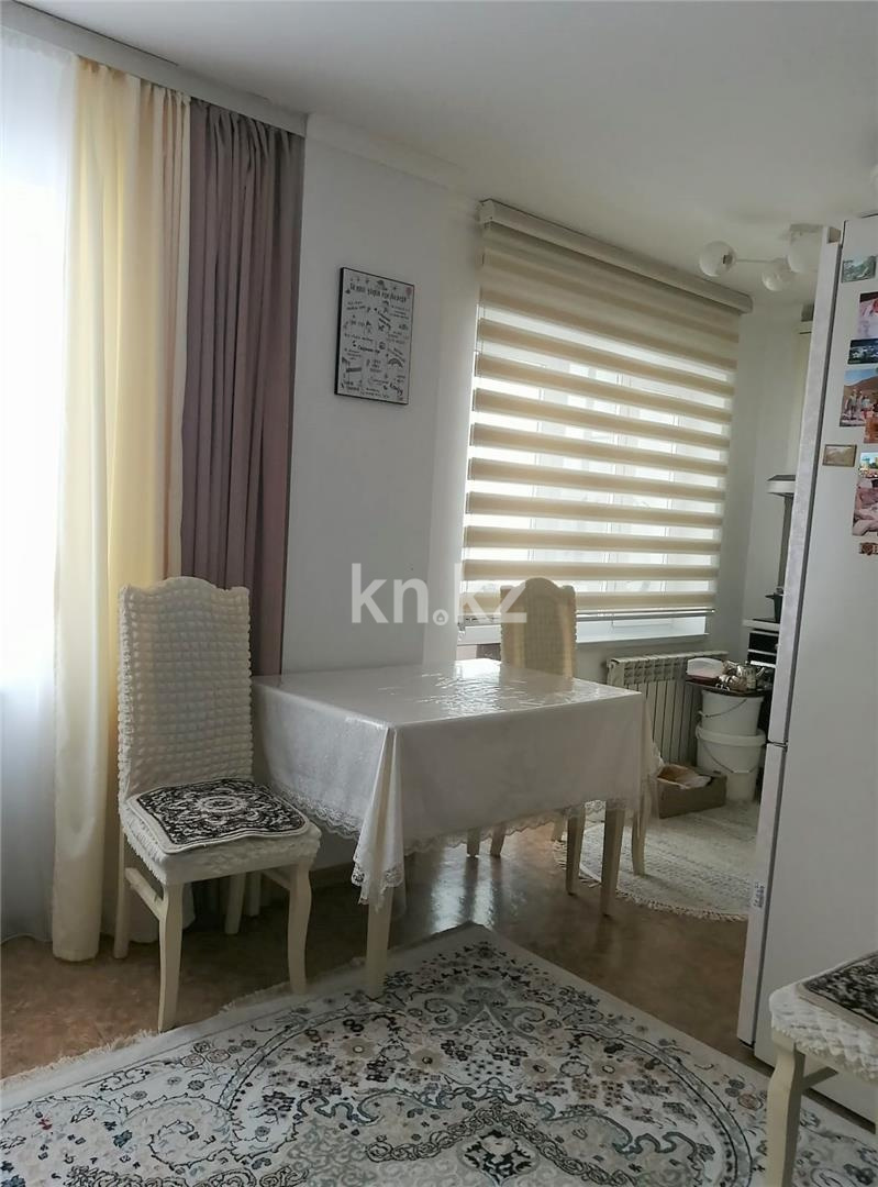 Продажа 2-комнатной квартиры, 54 м², ул. Ашимова, дом  28 - Продажа  двухкомнатных квартир в Караганде фото 8 из 14