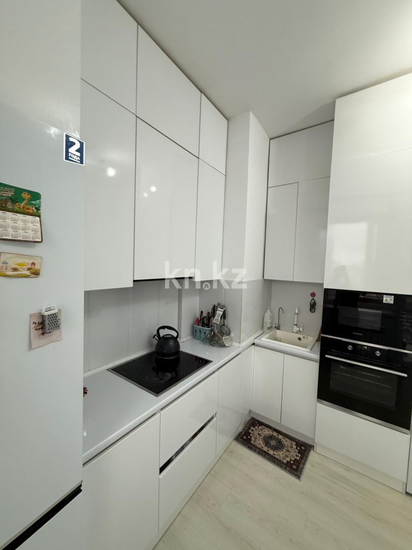 Аренда 1-комнатной квартиры, 46 м², пр. Кабанбай батыра, дом  64 - Аренда квартиры помесячно в Астане фото 1 из 5