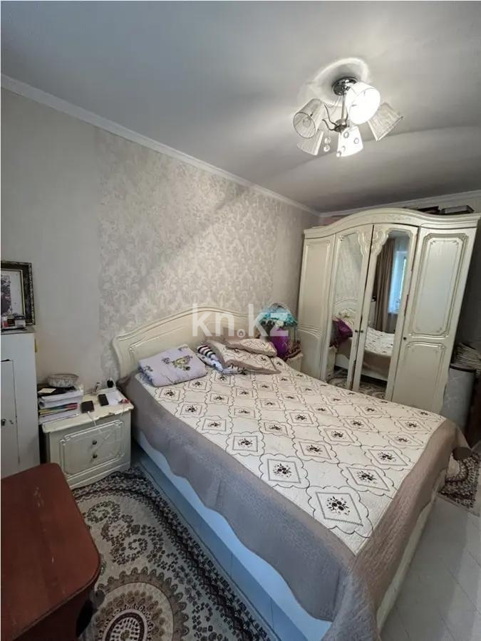Продажа 3-комнатной квартиры, 62 м², ул. Жандосова, дом  174 в Алматы - фото 3