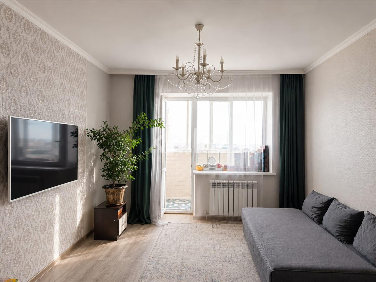 Продажа 2-комнатной квартиры, 63 м² в Караганде