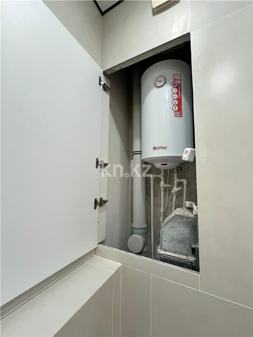 Продажа 2-комнатной квартиры, 44 м², ул. Ашимова, дом  7/1 в Караганде - фото 11